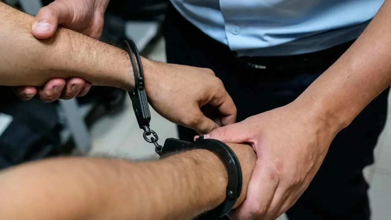 Обманувший казахстанских бизнесменов иностранец задержан в Черногории
