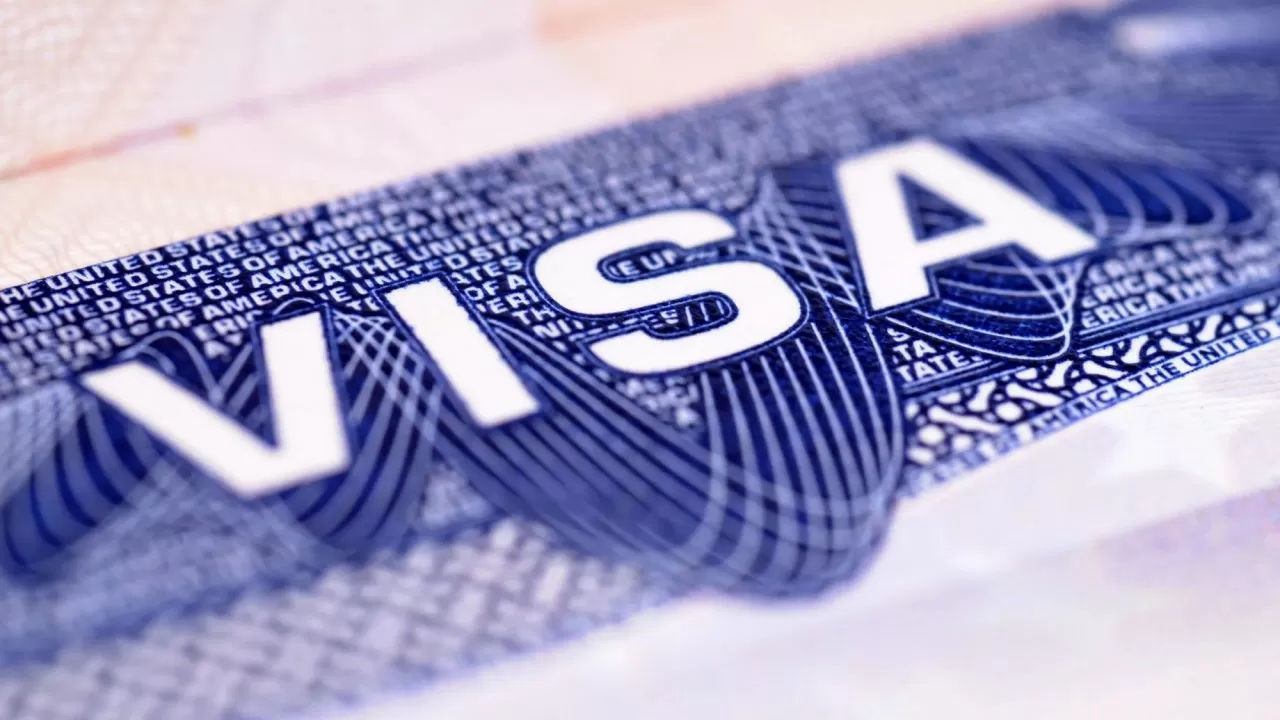 CША отклонили свыше 46% заявлений на визы от казахстанцев 
