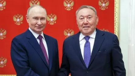 Назарбаевтың Путинмен не себепті кездескені белгілі болды 
