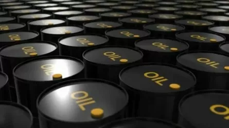 Цены на нефть падают из-за роста добычи ОПЕК+ и опасений по поводу тарифов 