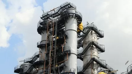 Казахстан планирует миллиарды долларов инвестиций в нефтегазохимию 