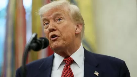Трамп Иран мен оның көшбасшысына қоқан-лоққы жасады