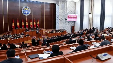 Қырғызстанда мемлекеттік тілді білмейтіндер қызметке тағайындалмайды