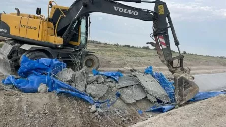 Неправильно построенную часть канала снесли в Жамбылской области  