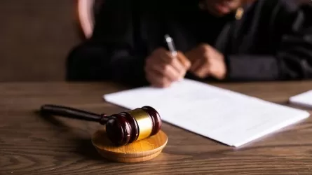Алматыда жұмыспен қамту басқармасының бөлім басшысы сотталды