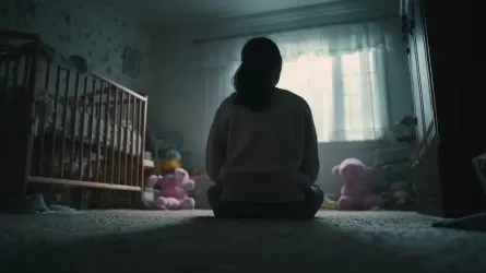 Ақтөбеде 2 баласын тұншықтырып өлтірген әйелге сот үкімі шықты 