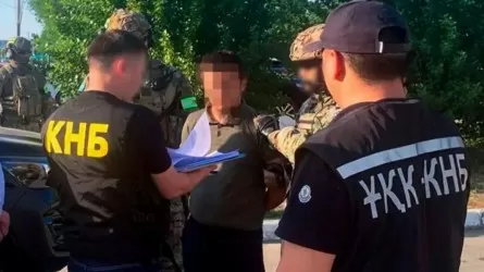 ҰҚК Оралда кәсіпкерлерден ақша бопсалаған топты ұстады