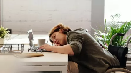Вечная усталость: откуда она берется, если вы не работаете на трех работах