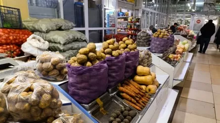 Сколько казахстанцев недовольны рынками и ритейлом 
