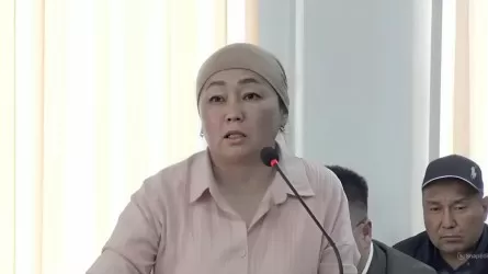 «Өмір бойы бас бостандығын айыруды сұраймын»: Сотта Шерзаттың анасының өтініші оқылды 
