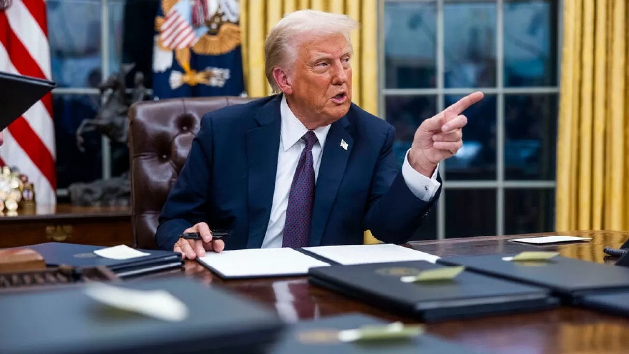 Трамп потребовал от Ирана безоговорочной капитуляции