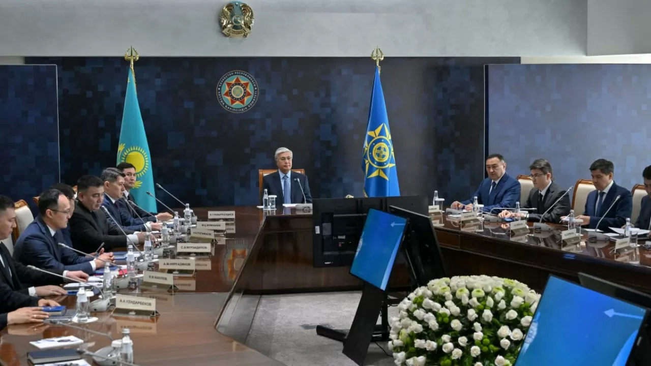Мемлекет басшысы Ұлттық қауіпсіздік комитетінің басшылық құрамымен жиын өткізді