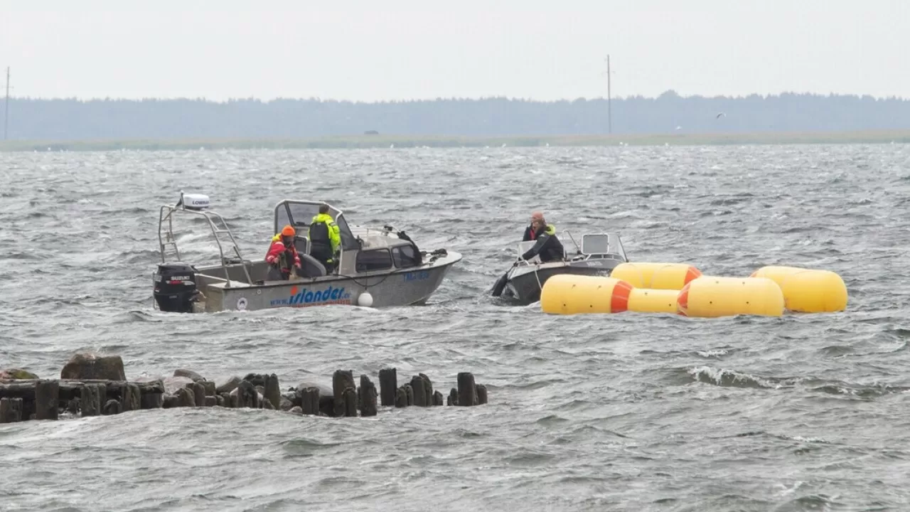 Вертолет упал в Балтийское море 