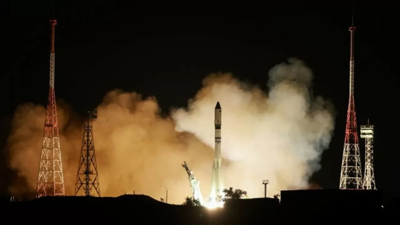 С космодрома Байконур запущена ракета "Союз-2.1а" 