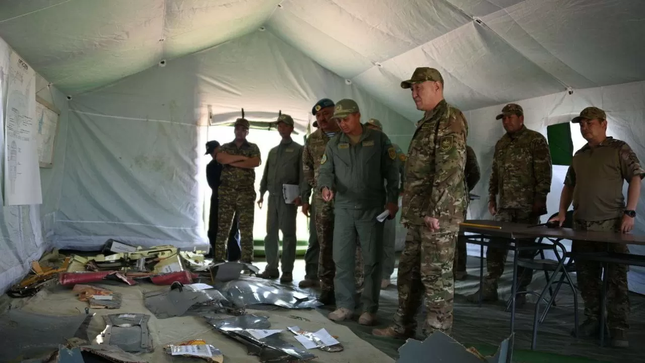 Қорғаныс министрі жоғалған тікұшақты іздеу жұмыстарымен жеке танысты