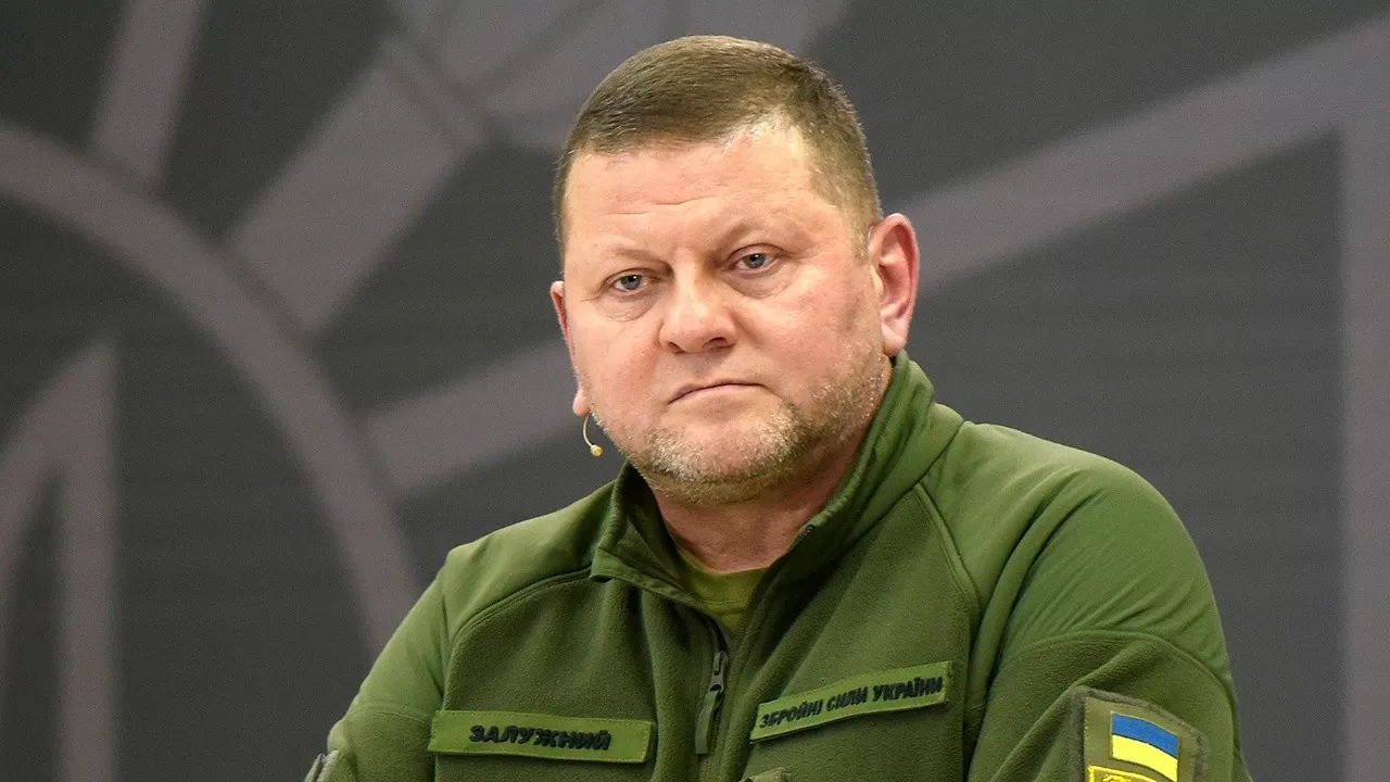 Залужный предрек еще десятилетие конфликту России и Украины