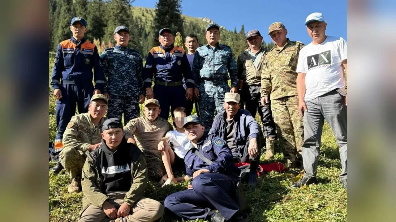 Алматы облысында тауда адасқан жасөспірімді полицейлер іздеп тапты