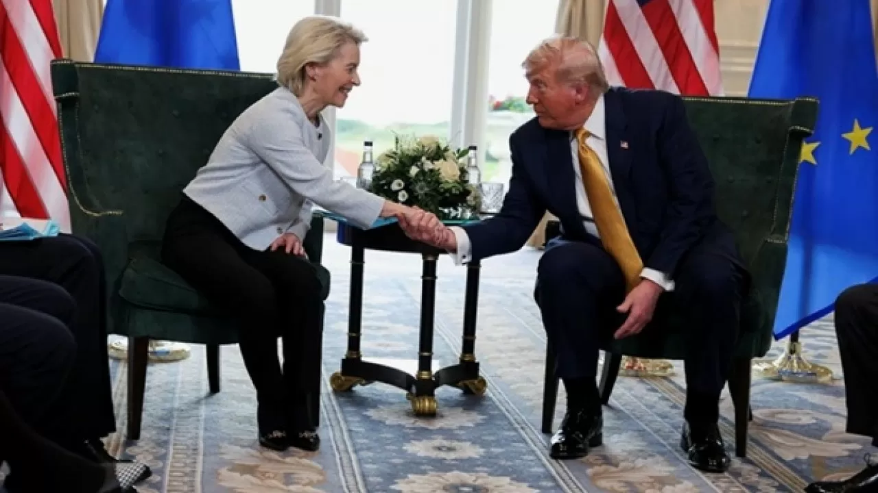 США и ЕС отказались от масштабной торговой войны