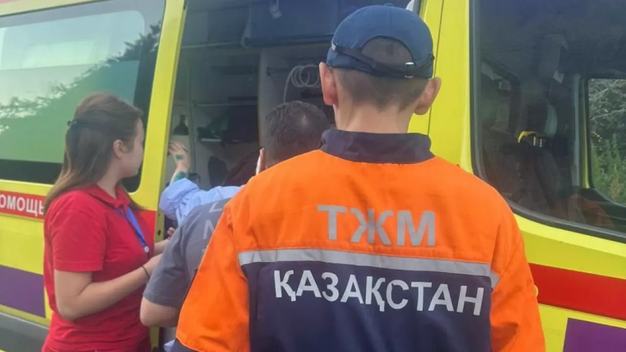 Туристке из Кувейта пришли на помощь спасатели в горах Алматы