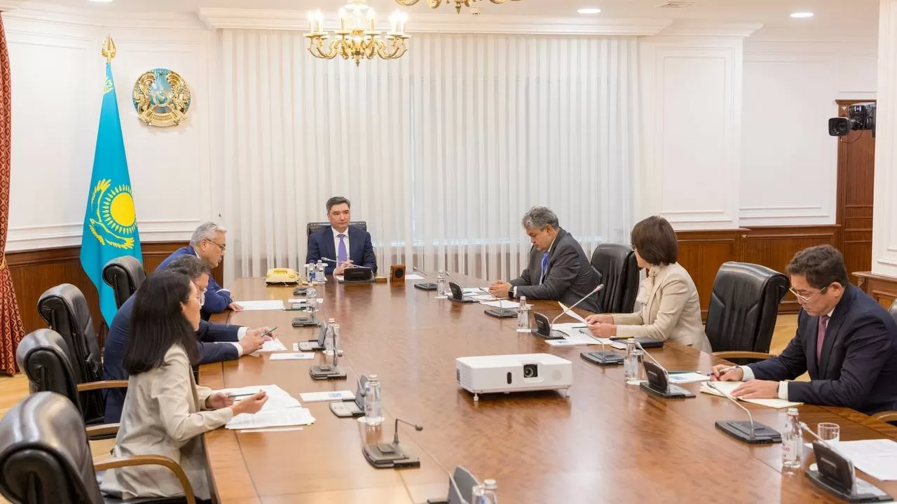 Үкімет медицина қызметкерлерін қорғауды күшейтетін кешенді шара әзірлемек