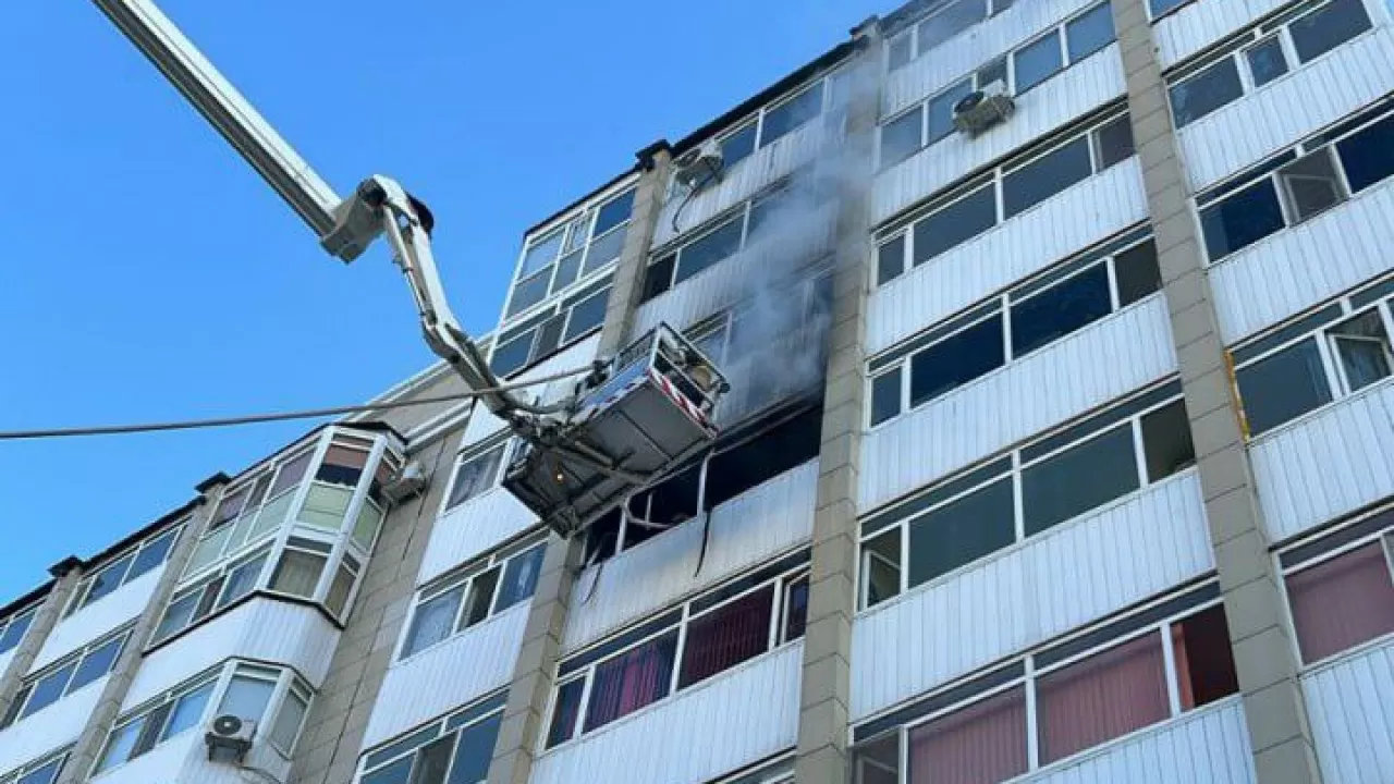 Астанада тұрғын үйлердің бірінен өрт шықты