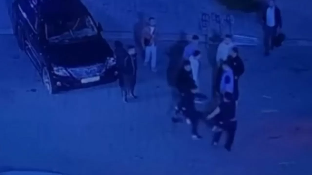 "Үшке бір жабылған": Ақтау әуежайында жаппай төбелес болды