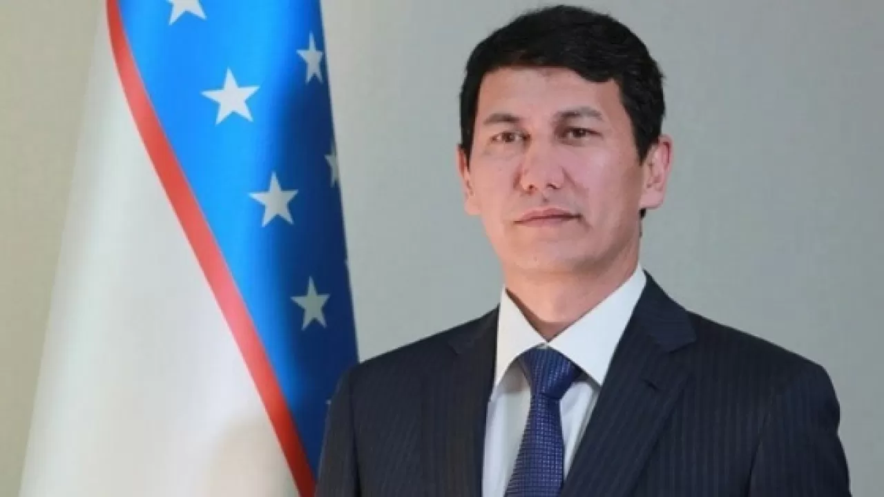 Өзбек банкінің иесі Францияда азапталып, қомақты қаржысынан айырылды 