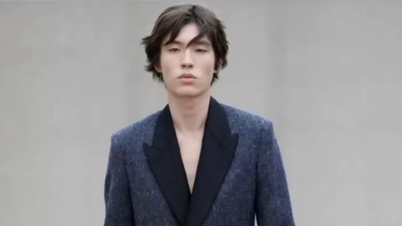 Қазақстандық шахматшы Dior сән үйінің моделі атанды