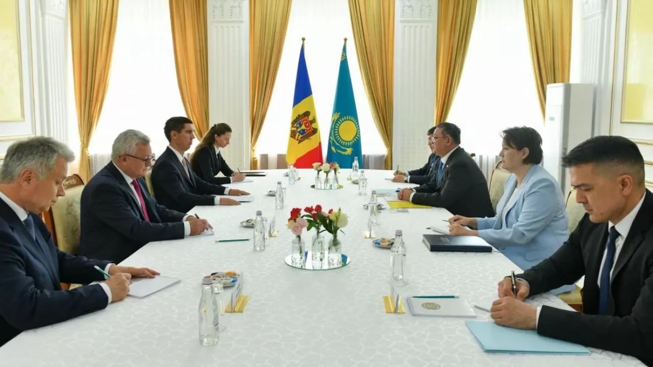Foreign Ministers of Kazakhstan and Moldova Agree to Deepen Bilateral Partnership