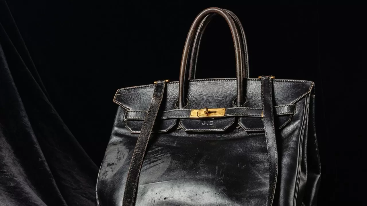 Сумку Hermes Birkin продали с аукциона за 8,6 млн евро