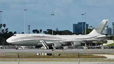 США переоборудуют "подаренный" Трампу Boeing 