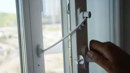 Төтенше жағдайлар министрлігі пәтерлерге терезе құлпын орнатуды бастады