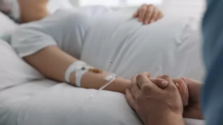 Қостанайда науқас хирургты соққыға жығып, жансақтау бөлімінен бір-ақ шығарды