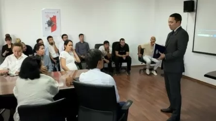 Антитеррористический центр КНБ провел инструктаж персонала морпорта Актау и одного банка