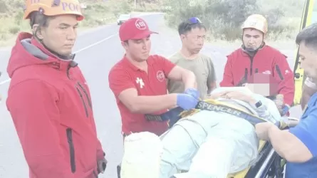 Алматы облысында парапланмен ұшқан әйел шатқалға құлап кетті