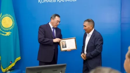 Алматы облысында 10 жасар баланы қабаған иттерден құтқарған азамат Президенттің Алғыс хатын алды