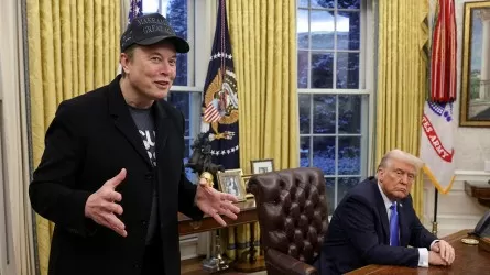 «Есінен адасты»: Трамп Масктың партия құру туралы шешімін сынға алды