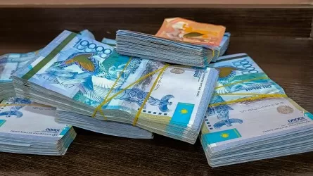 Афера на миллионы: как карагандинка выдавала себя за сотрудника банка  