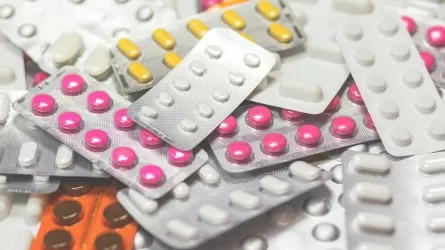 Более двух десятков жизненно важных препаратов подешевеют в Казахстане 