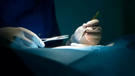Өзбекстанда дәрігер әйелдің екі аяғын қателесіп кесіп тастаған 