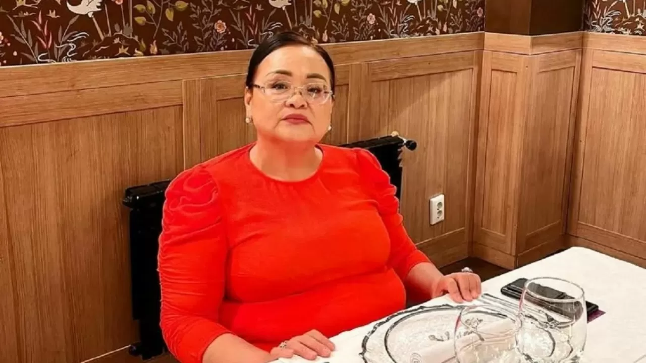 "Өте қатты жаным ашиды": Жәбірленуші Перизат Қайраттың анасын үйқамақта қалдыруды сұрайды