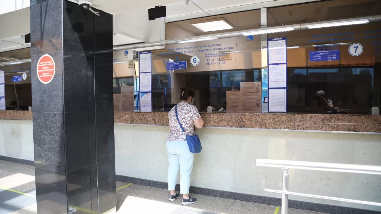 Малые банки в Казахстане усилили "охоту" за вкладчиками