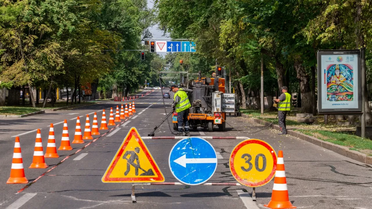 Почти на неделю перекроют улицу в Астане