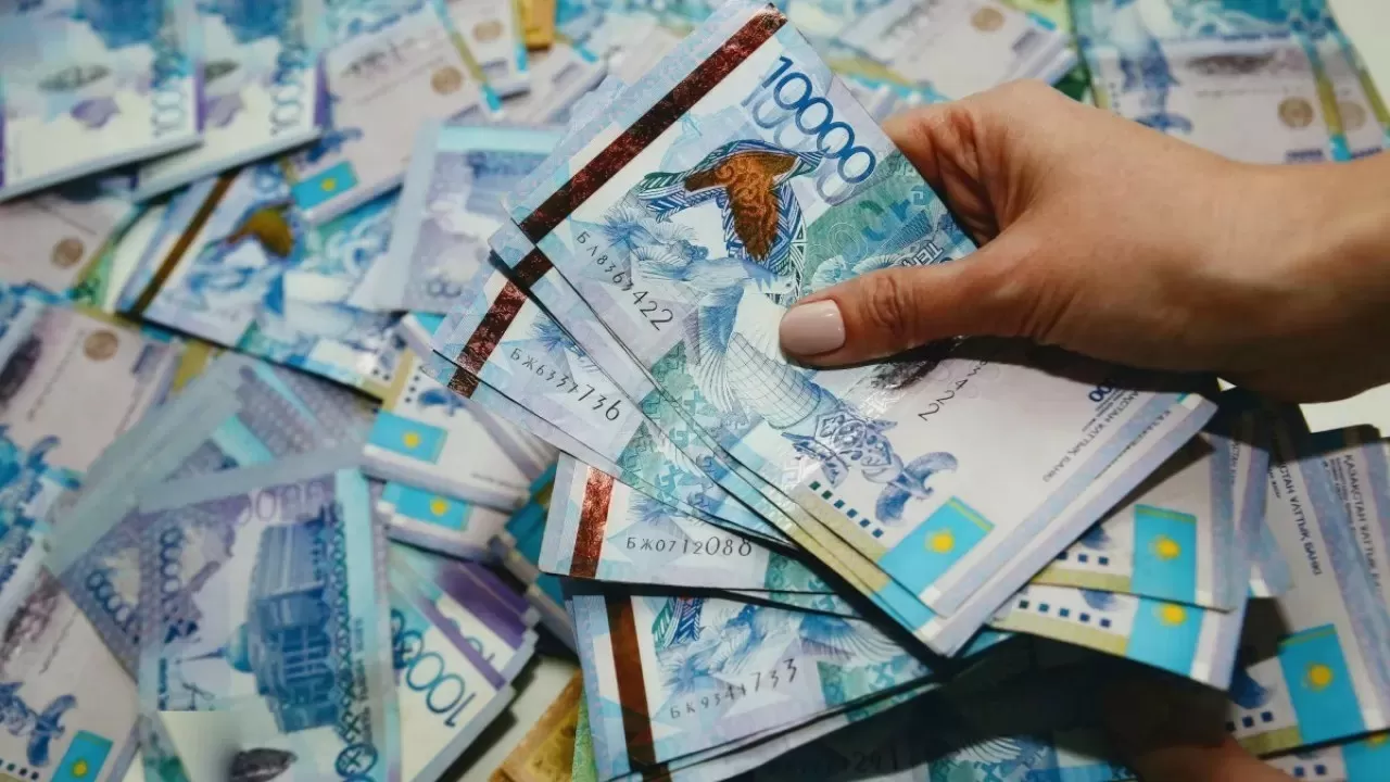 Қазақстандықтар зейнетақы қорынан 108 млрд теңге шешіп алған 