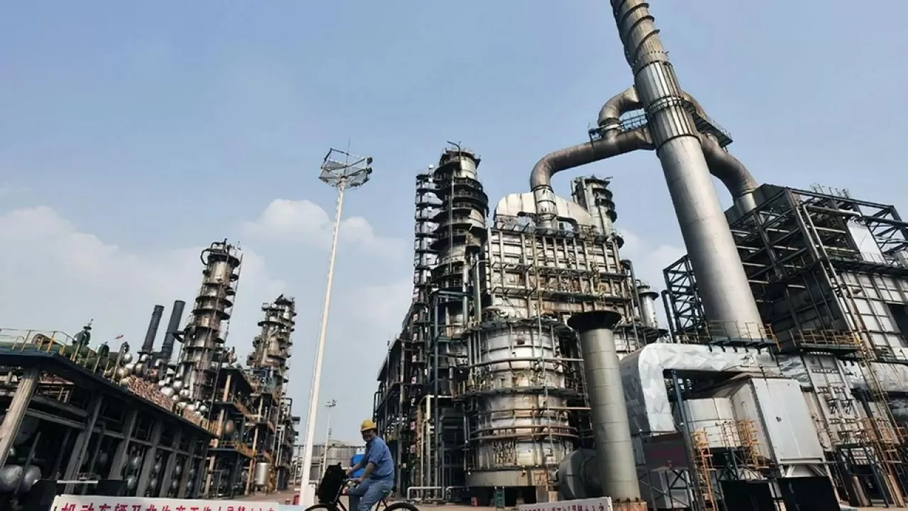 Китайские НПЗ начали скупать российскую нефть после отказа Индии 