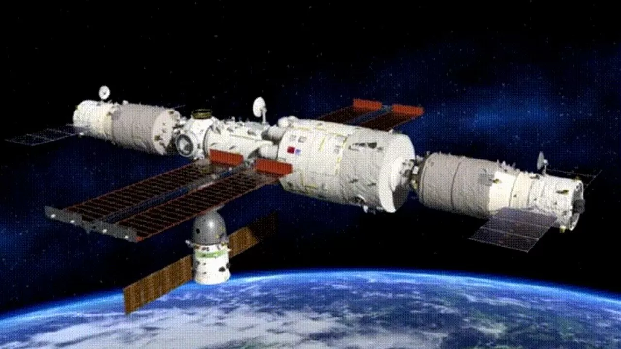 Қытайдың "Шэньчжоу-20" экипажы үшінші рет ашық ғарышқа шығуға дайын
