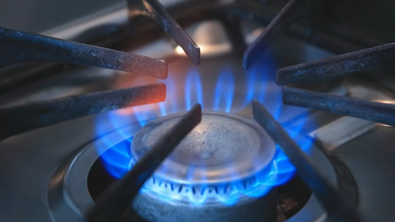 Газовики брали деньги за неоказанные услуги в Алматинской области 