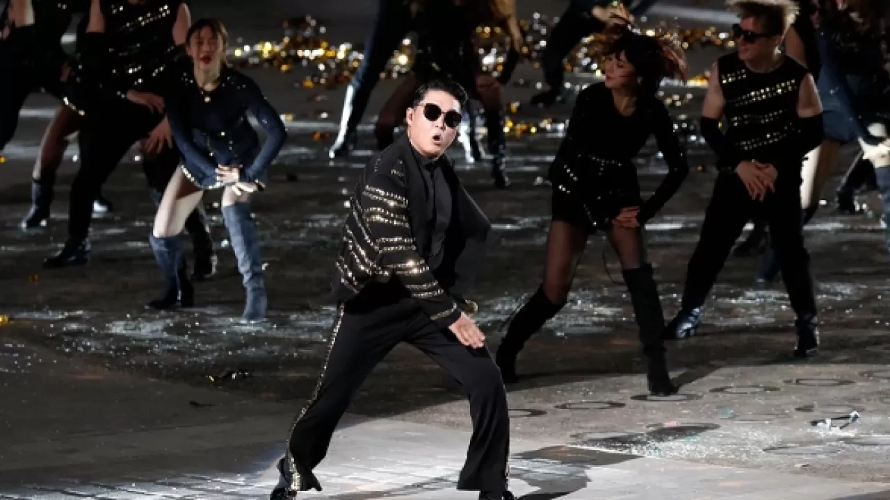 Певца PSY задержали в Южной Корее