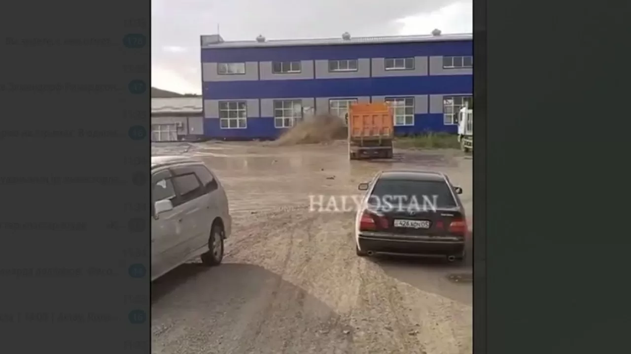 В Жетысу прорвало плотину: затоплена ГЭС 