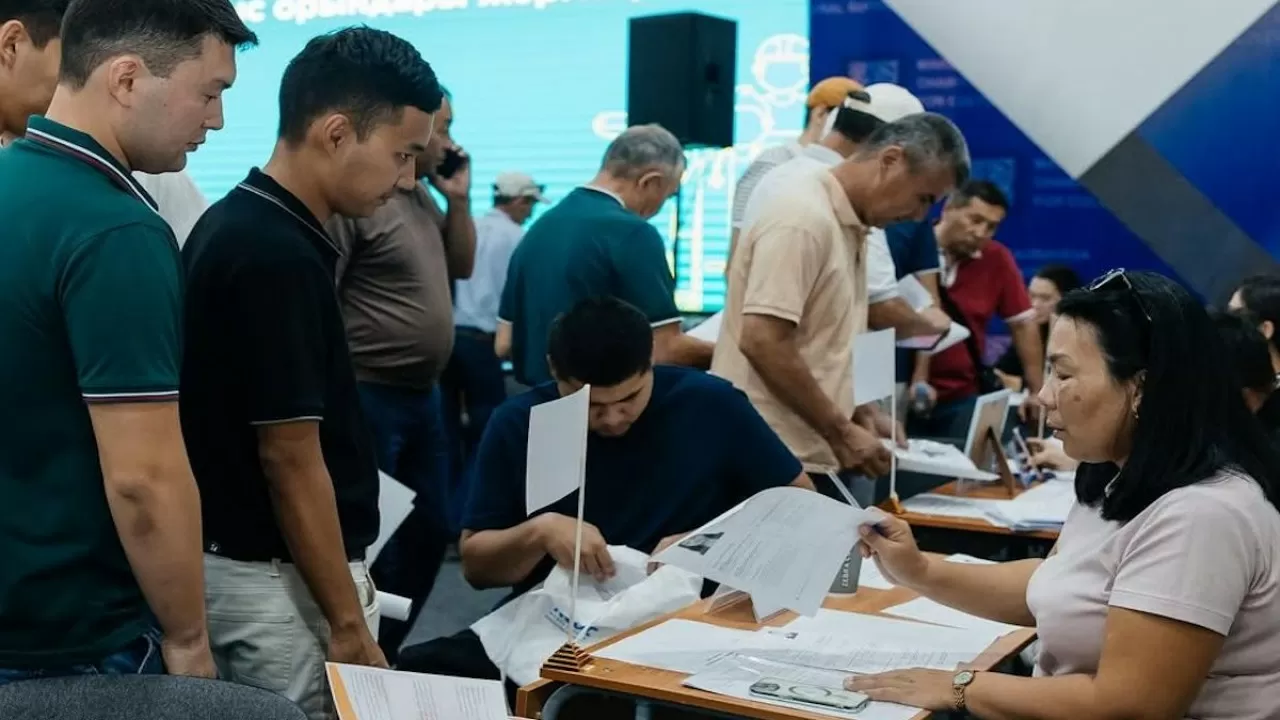 Мұнай-газ компаниялары 500-ге жуық бос жұмыс орнын ұсынды